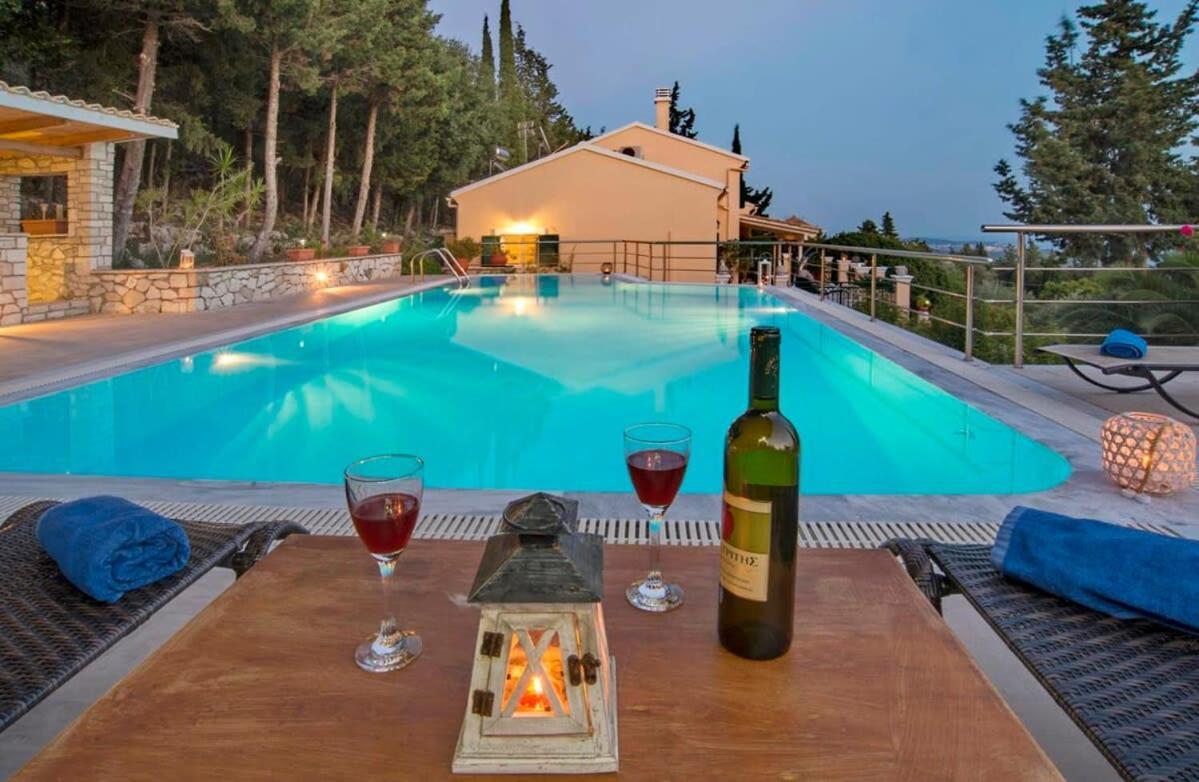 Paxoi Serene Oasis - Mylos Mediterranean Charm Arvanitakeika Ngoại thất bức ảnh
