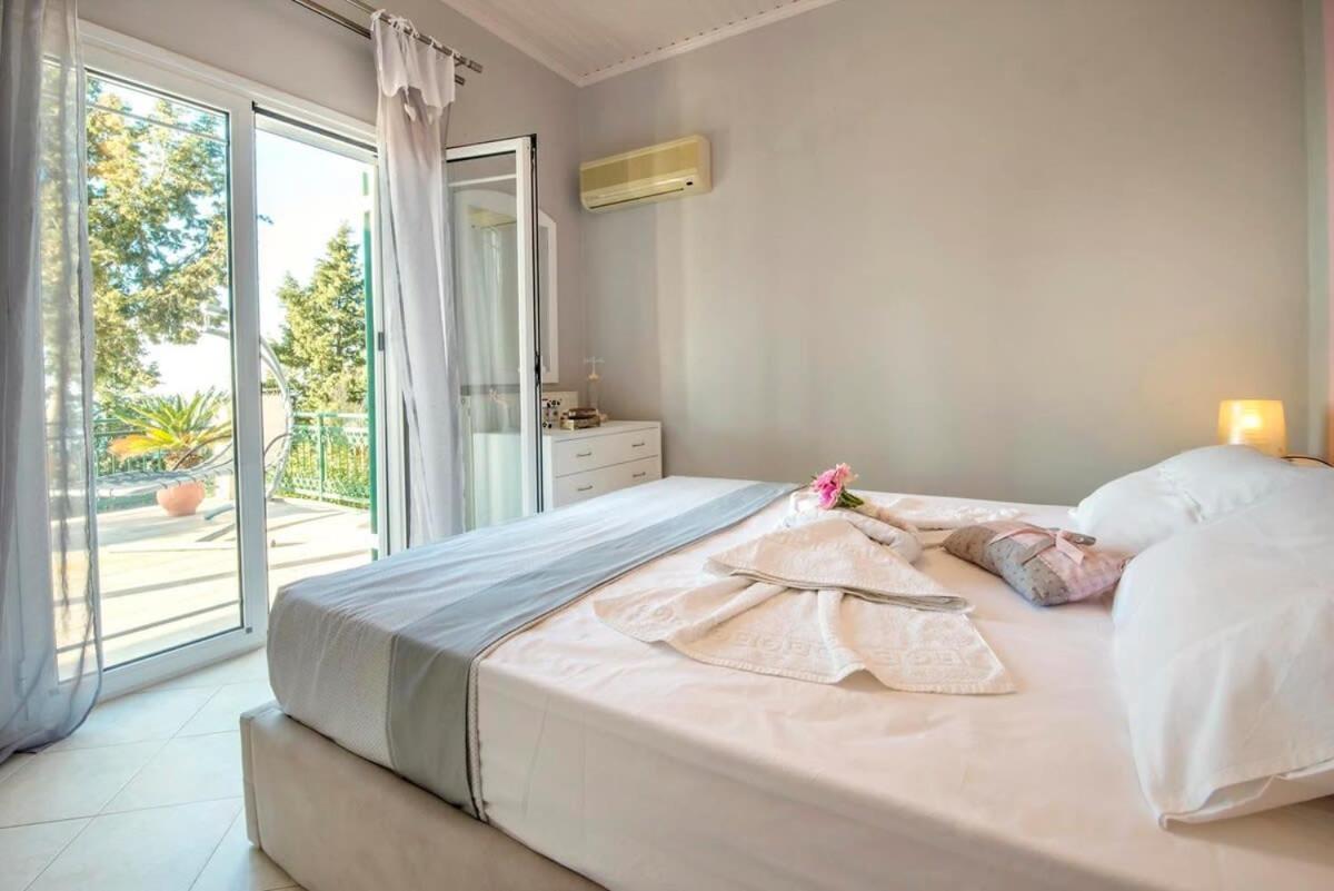 Paxoi Serene Oasis - Mylos Mediterranean Charm Arvanitakeika Ngoại thất bức ảnh