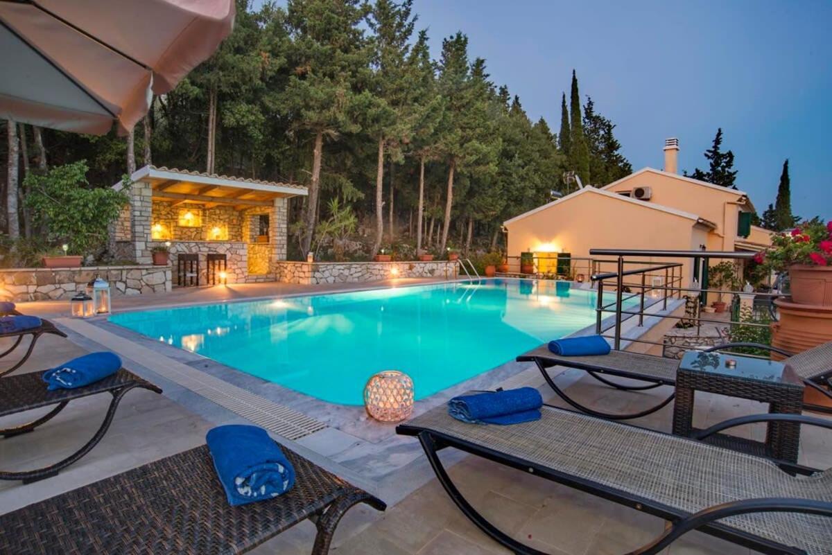 Paxoi Serene Oasis - Mylos Mediterranean Charm Arvanitakeika Ngoại thất bức ảnh