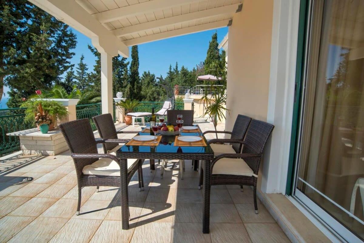 Paxoi Serene Oasis - Mylos Mediterranean Charm Arvanitakeika Ngoại thất bức ảnh