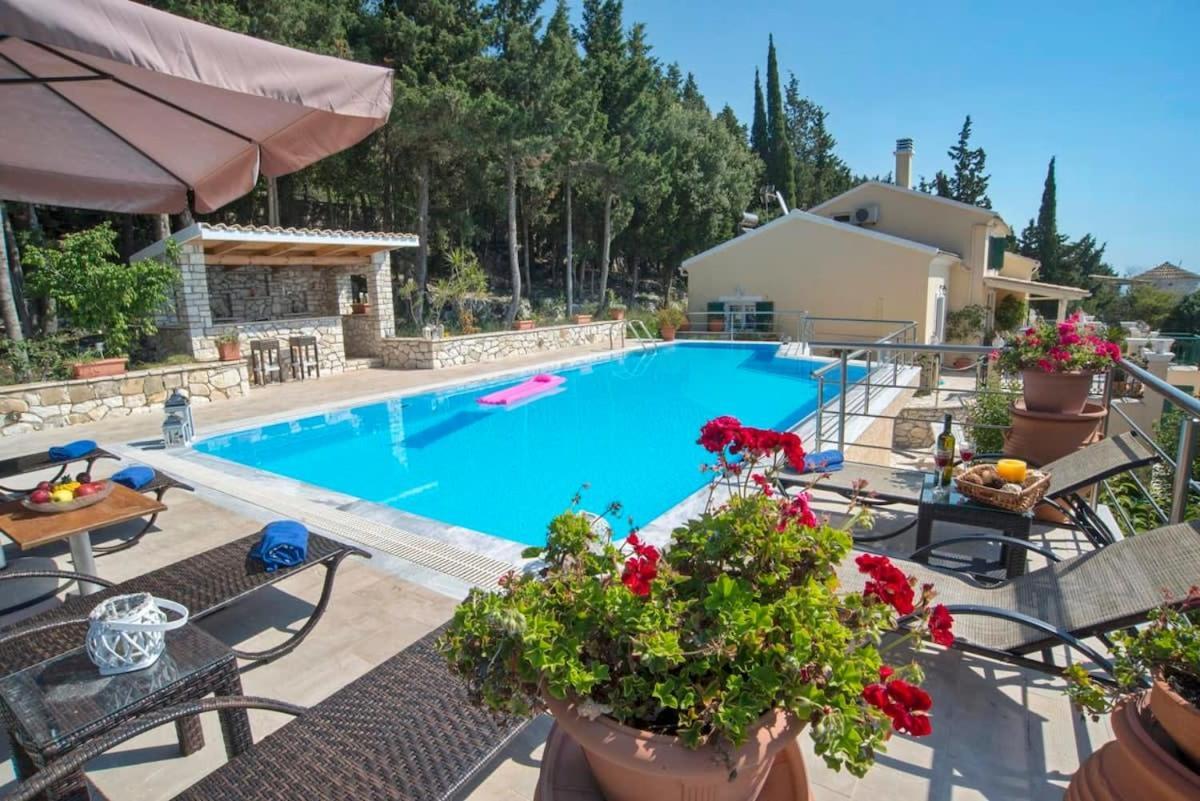 Paxoi Serene Oasis - Mylos Mediterranean Charm Arvanitakeika Ngoại thất bức ảnh